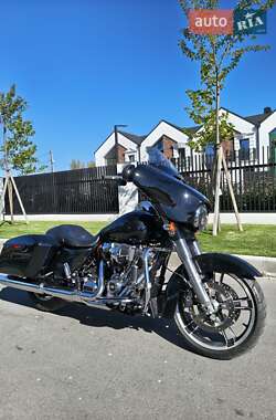 Мотоцикл Туризм Harley-Davidson Street Glide 2018 в 