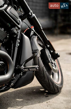 Мотоцикл Круізер Harley-Davidson V-Rod 2011 в 