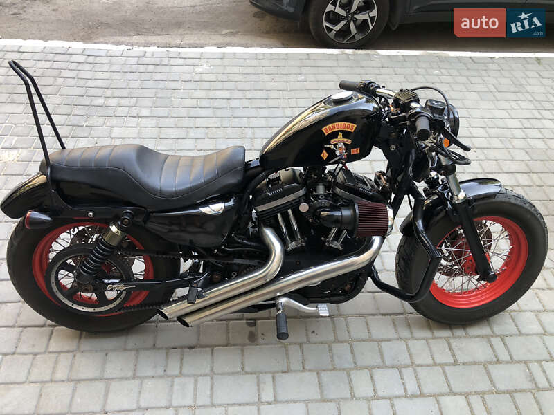 Боббер Harley-Davidson XL 1200X 2011 в 