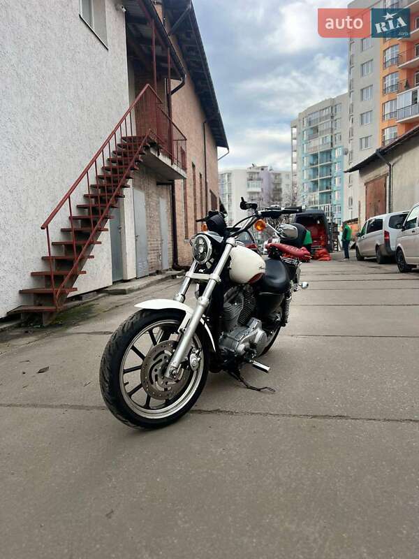 Мотоцикл Круізер Harley-Davidson XL 883 2011 в Львові фото 3 Мотоцикл Круізер Harley-Davidson XL 883 2011 в Львові