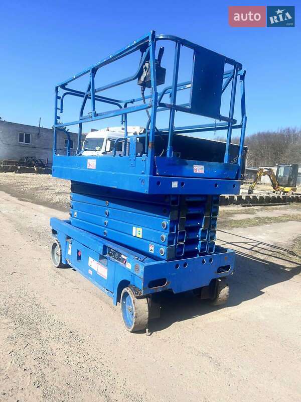 Підйомник Haulotte Compact 14 2011 в Львові фото 3 Підйомник Haulotte Compact 14 2011 в Львові