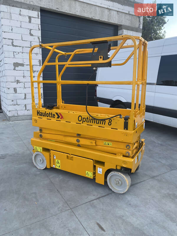 Ножичний підйомник Haulotte Compact 8 2007 в Києві