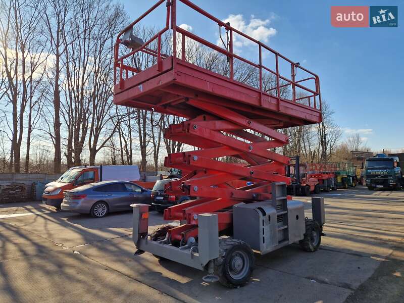 Ножничный подъемник Haulotte H 2013 в Львове