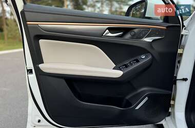 Внедорожник / Кроссовер Haval Jolion 2021 в 