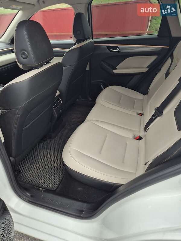 Позашляховик / Кросовер Haval Jolion 2021 в Києві фото 16 Позашляховик / Кросовер Haval Jolion 2021 в Києві