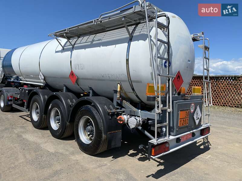 Цистерна Hendricks Goch 2003 в Хусте фото 10 Цистерна Hendricks Goch 2003 в Хусте