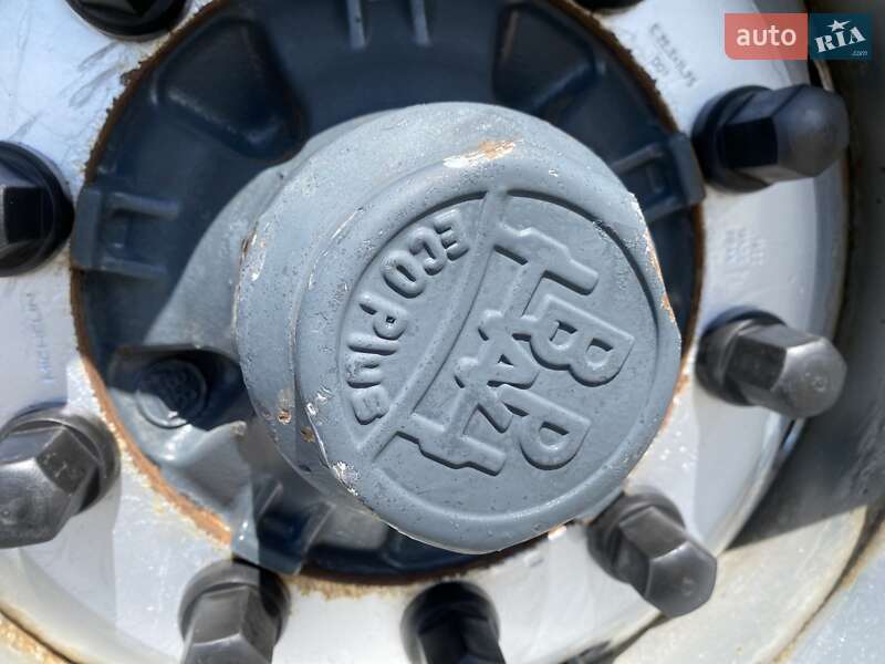 Цистерна Hendricks Goch 2003 в Хусте фото 36 Цистерна Hendricks Goch 2003 в Хусте