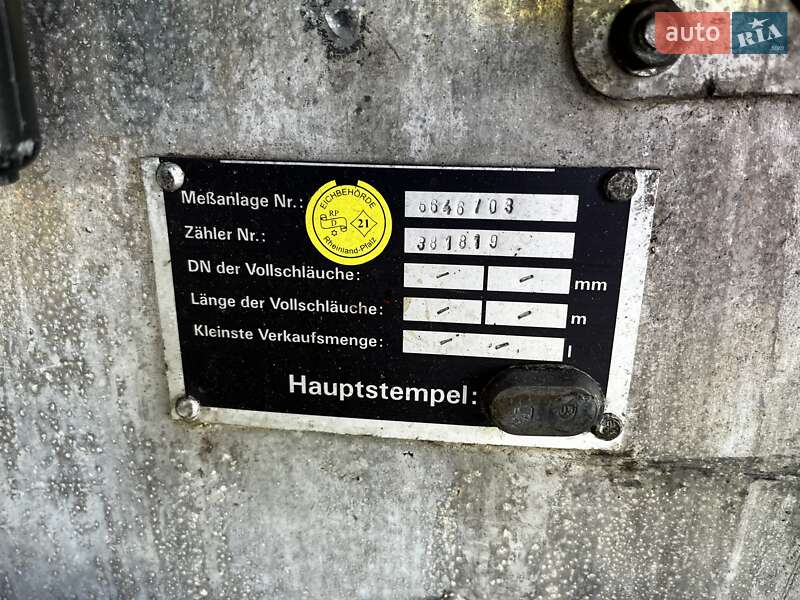 Цистерна полуприцеп Hendricks Goch 2003 в Львове