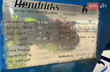 Цистерна полуприцеп Hendricks Goch 2003 в Черновцах