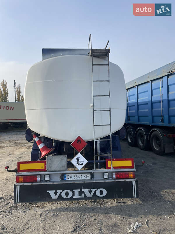 Цистерна напівпричіп Hendricks Goch 1989 в Дніпрі