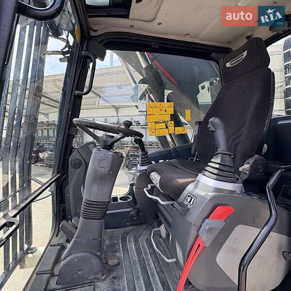 Гусеничний екскаватор Hidromek HMK 200 W 2015 в Києві