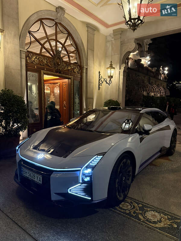 Лимузин HiPhi Z 2023 в Хмельницком фото 5 Лимузин HiPhi Z 2023 в Хмельницком