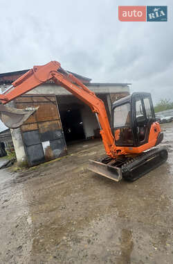 Миниэкскаватор Hitachi EX 2002 в 