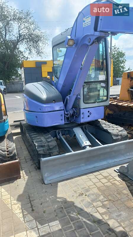 Гусеничний екскаватор Hitachi EX 2001 в Одесі