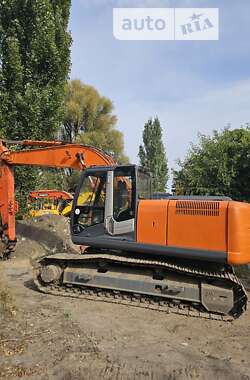 Гусеничный экскаватор Hitachi ZAXIS 2007 в 