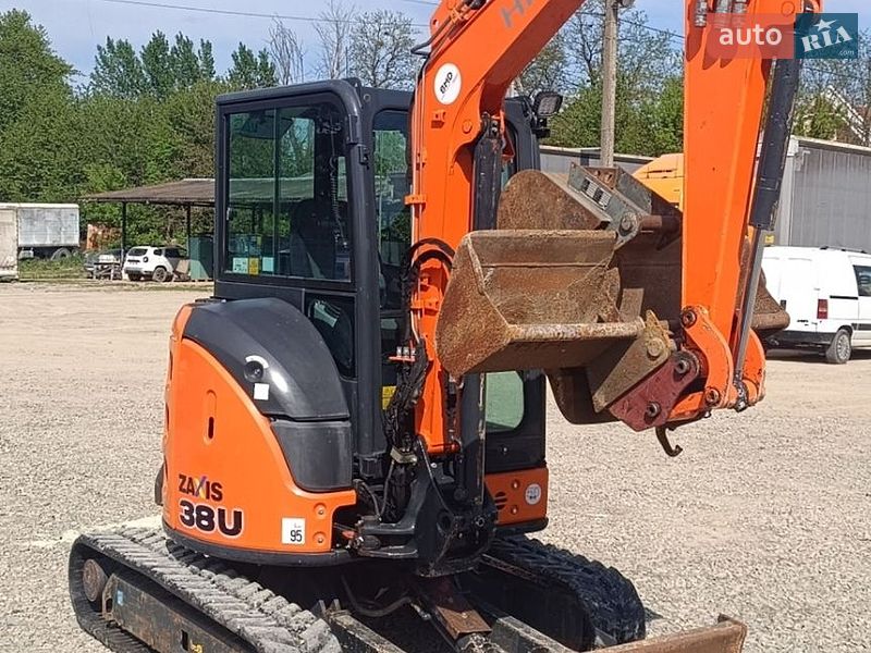 Миниэкскаватор Hitachi ZAXIS 2018 в Ивано-Франковске