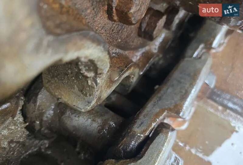 Гусеничный экскаватор Hitachi ZX 210LC-5B 2011 в Киеве фото 5 Гусеничный экскаватор Hitachi ZX 210LC-5B 2011 в Киеве