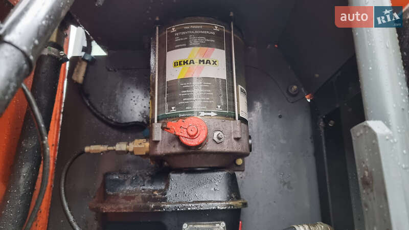 Колісний екскаватор Hitachi ZX 210LC-5B 2010 в Одесі фото 17 Колісний екскаватор Hitachi ZX 210LC-5B 2010 в Одесі