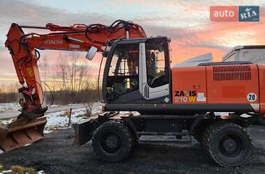 Колісний екскаватор Hitachi ZX 2012 в Долині