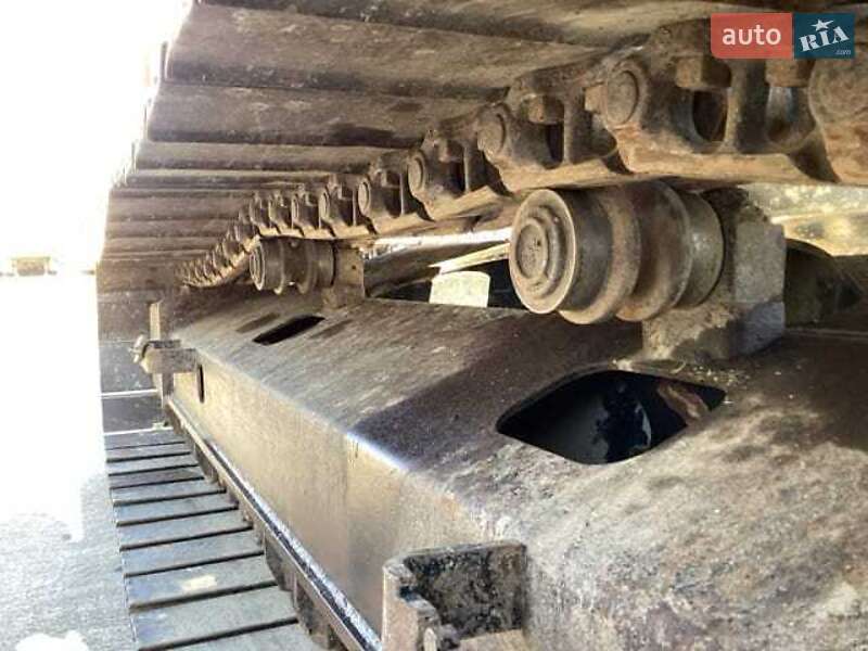Гусеничный экскаватор Hitachi ZX 2018 в Киеве