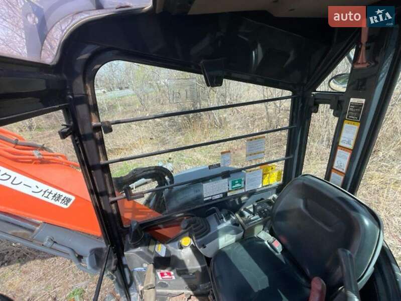 Гусеничный экскаватор Hitachi ZX 2010 в Одессе