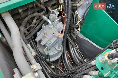 Колесный экскаватор Hitachi ZX 2015 в 