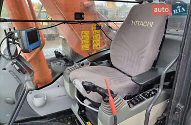 Гусеничный экскаватор Hitachi ZX 2015 в 