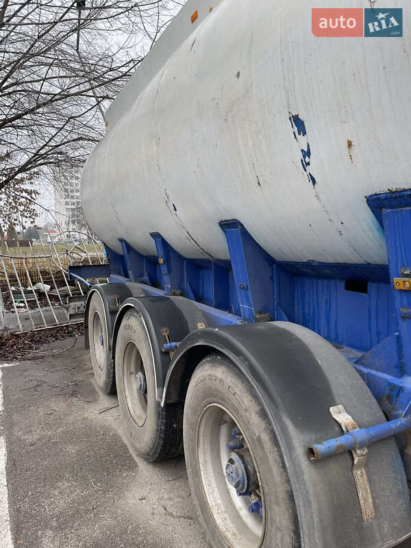 Цистерна HLS 350.45 1999 в Белой Церкви