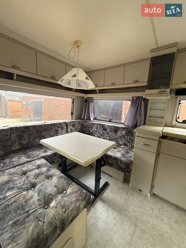 Причіп дача Hobby Elegance 1997 в Чернівцях