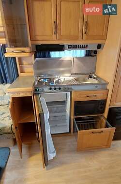 Прицеп дача Hobby Prestige 2001 в 