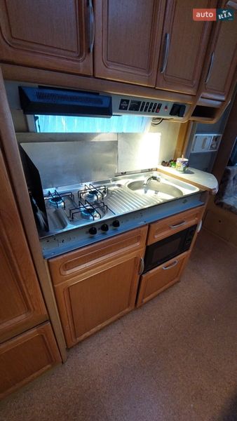 Прицеп дача Hobby Prestige 2001 в Житомире фото 15 Прицеп дача Hobby Prestige 2001 в Житомире