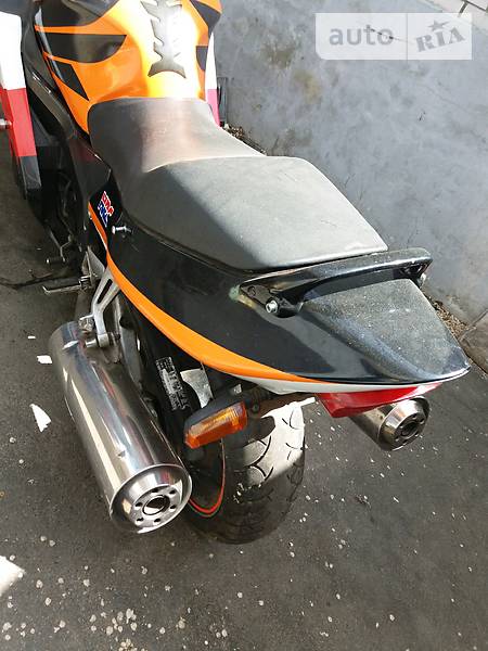 Мотоциклы Honda 2001 в Киеве фото 4 Мотоциклы Honda 2001 в Киеве