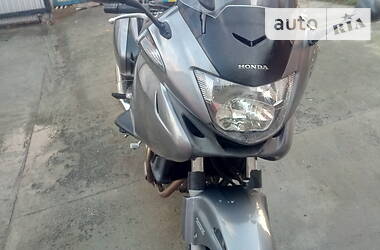 Мотоцикл Спорт-туризм Honda  2006 в 