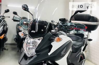 Мотоцикл Спорт-туризм Honda  2015 в 
