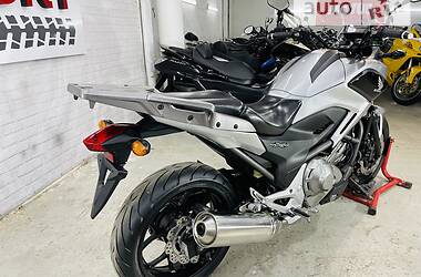 Мотоцикл Спорт-туризм Honda  2013 в 