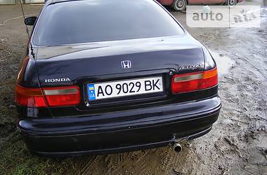 Седан Honda Accord 1994 в Ужгороде