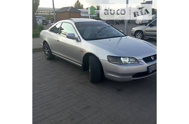 Купе Honda Accord 2000 в Киеве