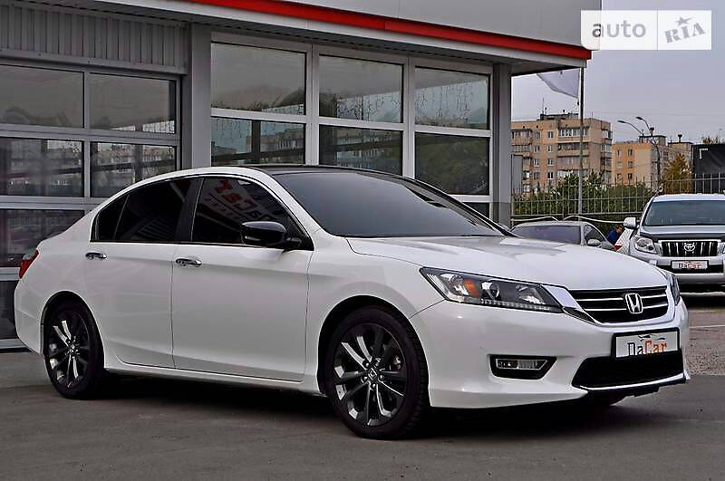 Honda Accord 2013 года