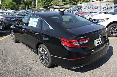 Седан Honda Accord 2019 в Киеве