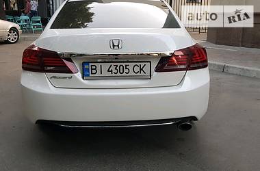 Седан Honda Accord 2015 в Полтаве