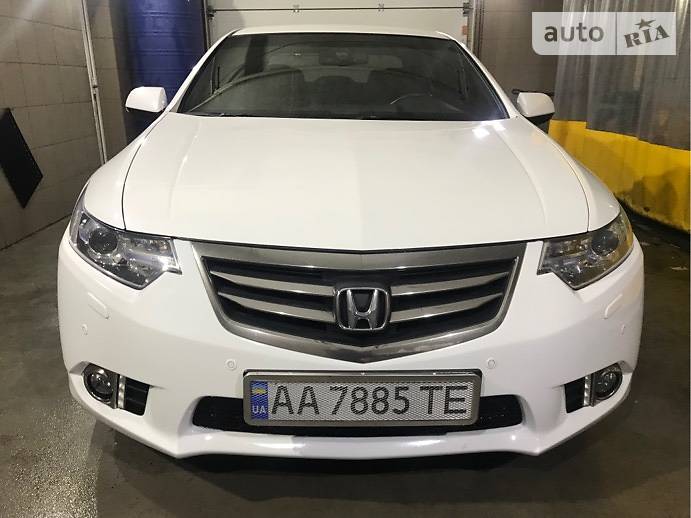 Седан Honda Accord 2012 в Киеве