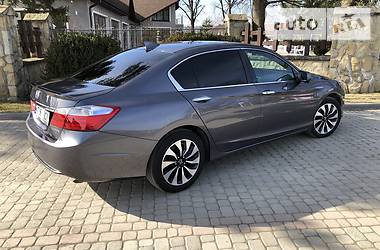 Седан Honda Accord 2014 в Ивано-Франковске