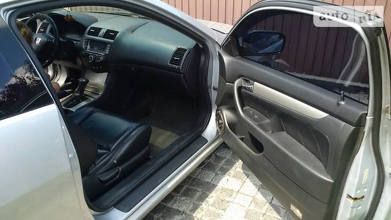 Купе Honda Accord 2003 в Киеве