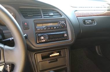 Хетчбек Honda Accord 2002 в 