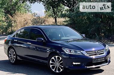 Седан Honda Accord 2016 в Одессе