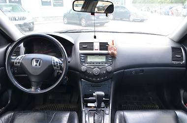 Седан Honda Accord 2005 в Киеве