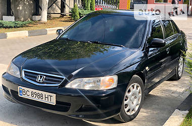 Седан Honda Accord 2001 в 