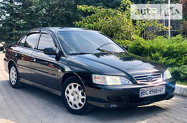 Седан Honda Accord 2001 в 