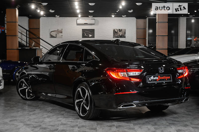 Седан Honda Accord 2018 в Одесі