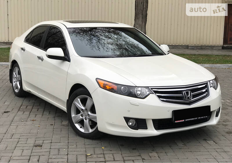 Седан Honda Accord 2010 в Днепре